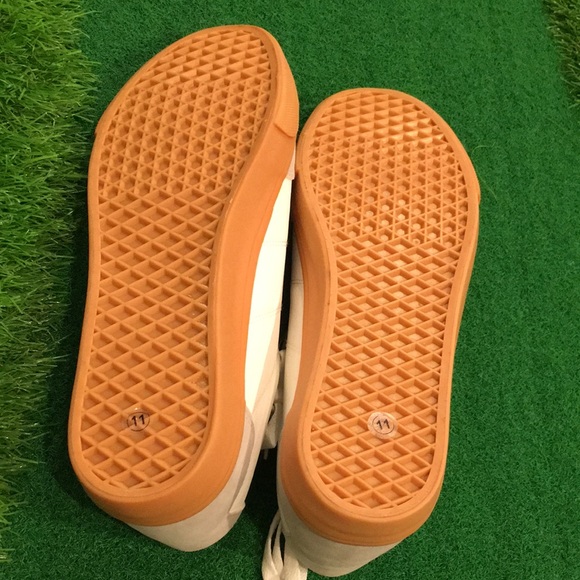 NWT! LUCKY BRAND mens Andrew neutral color block sneakers. Various sizes. - Picture 5 of 5